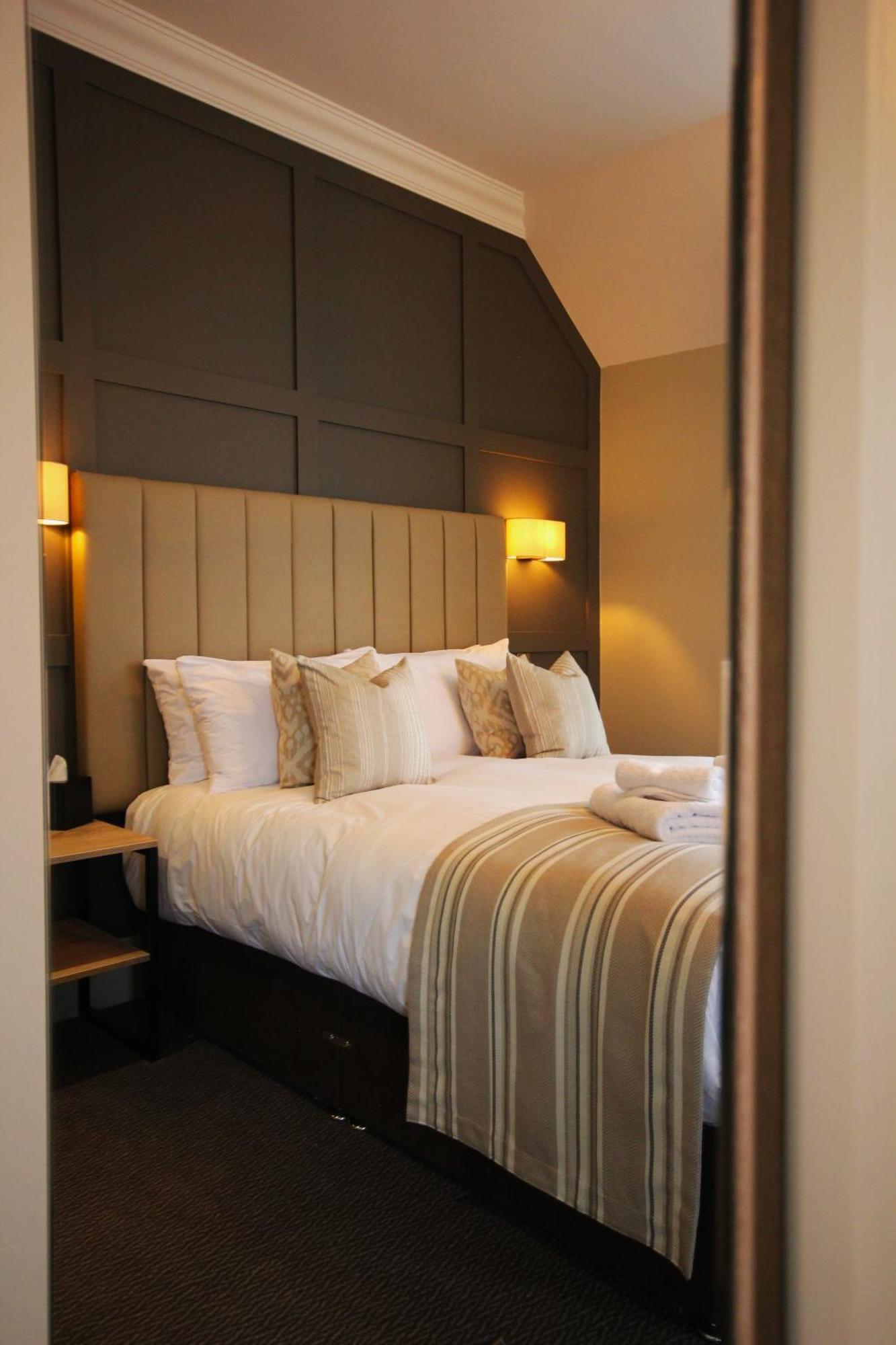 Coach & Horses Dersingham Hotel Luaran gambar